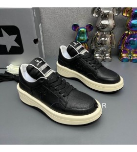 릭 Owens Drkshdw Turbowpn 소 X Converse 운동화에서 검은 풀 그레인 가죽