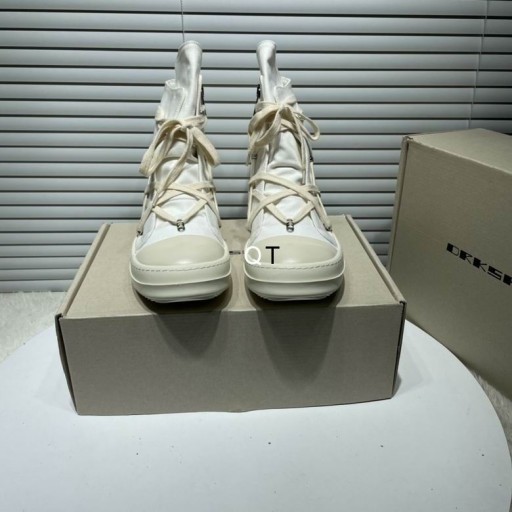 ريك أوينز Drkshdw Ss25 هوليوود سداسي الخونة في الأبيض 13 Overdyed الجينز